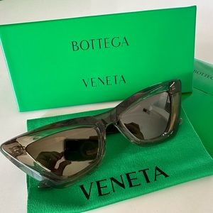 Bottega Veneta Angle Acetate Pointed Cat Eye Sunglasses ‘Almond’